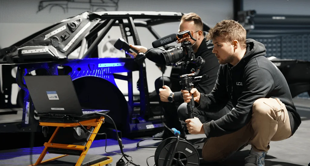 3D skenrianje Audi Quattro s Shining3D FreeScan UE Pro za potrebe vzvratnega inženiringa.